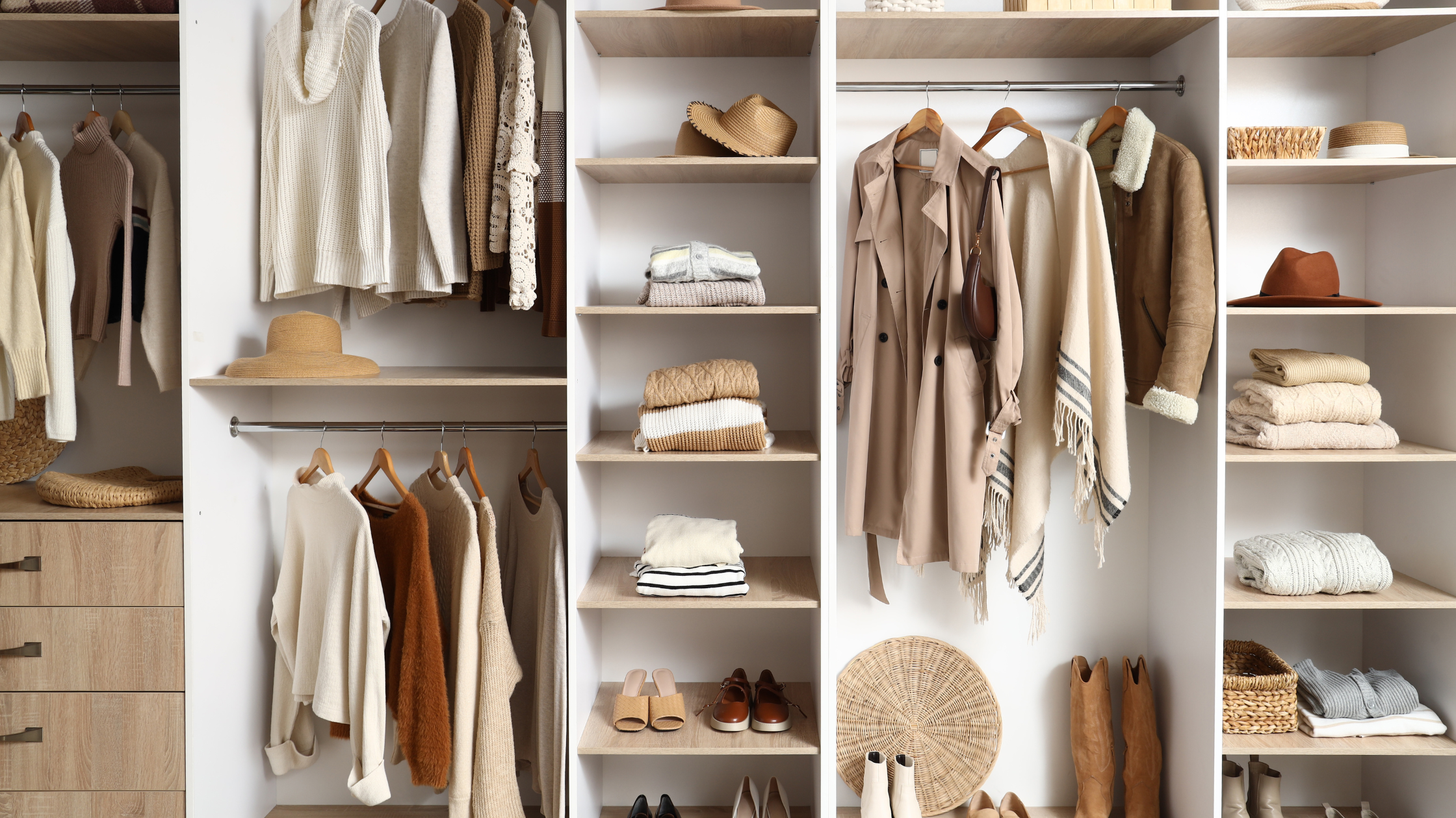 Guía rápida de compra: básicos imprescindibles para renovar tu fondo de armario