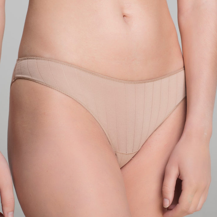 5765 BIKINI DESAGUJADO