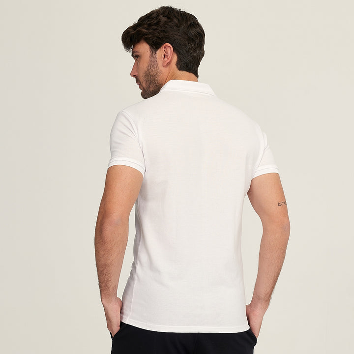 7589b POLO PIQUÉ CON PUÑO. CORTE AJUSTADO