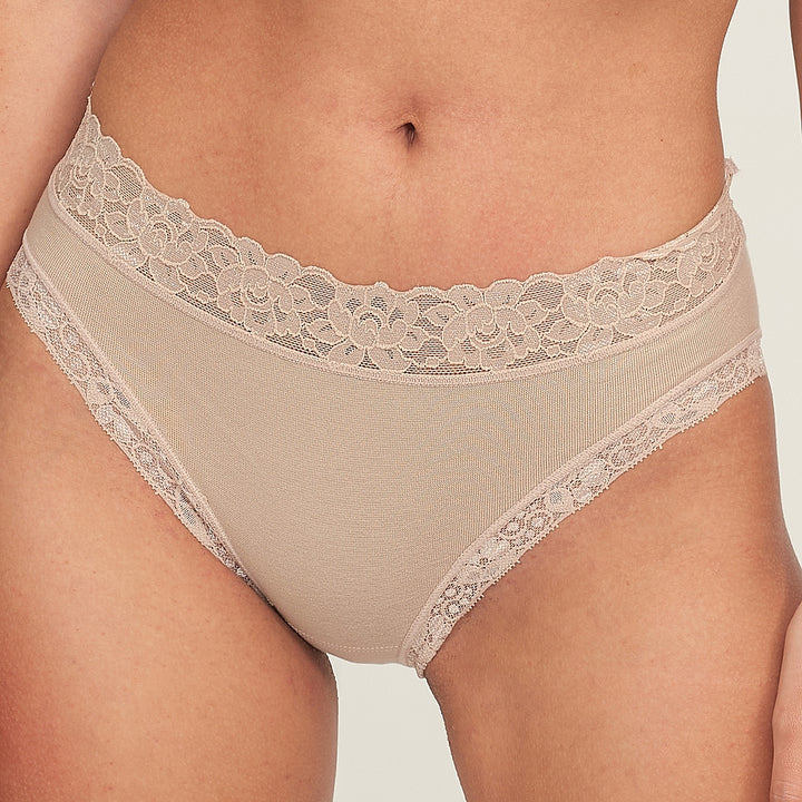 5635 BRAGA CON PUNTILLA EN CINTURA Y PIERNAS SIN COSTURAS 458-Visón Claro