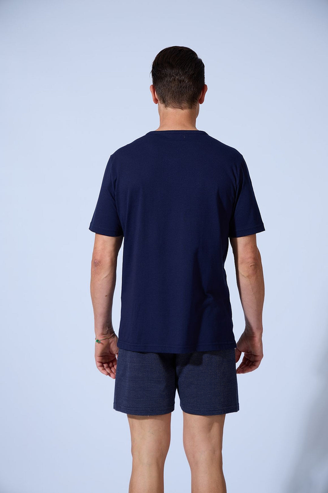 PIJAMA HOMBRE CORTO CON BOLSILLO LUNARES